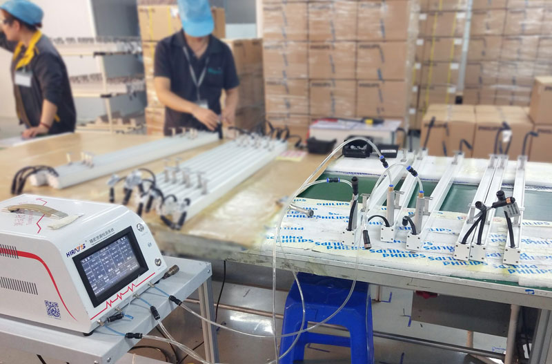 四通道長燈氣密性檢測設備-海瑞思科技